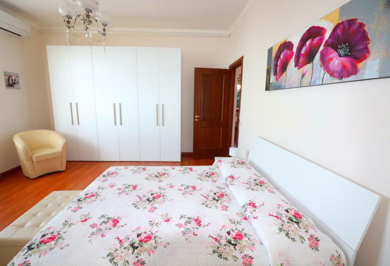 Appartamento La Rosa Del Sud - De Vivo Realty Sorrento Esterno foto
